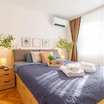 Terra Luxury
