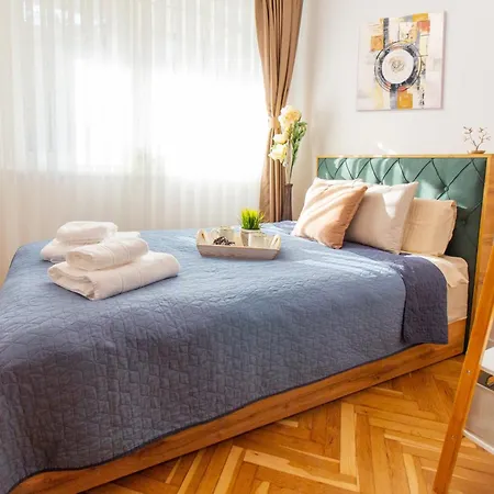 Terra Luxury Апартамент